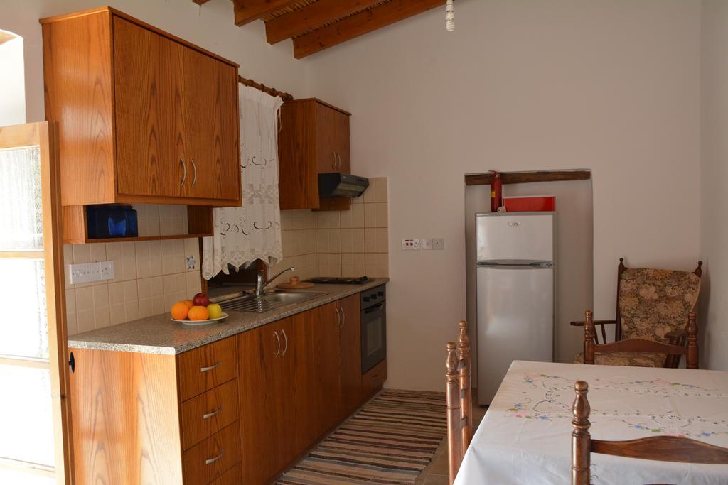 Agrotiko Traditional Houses Kallepia Exterior photo