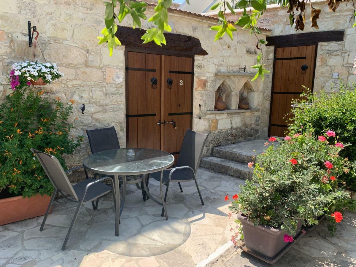 Agrotiko Traditional Houses Kallepia Exterior photo